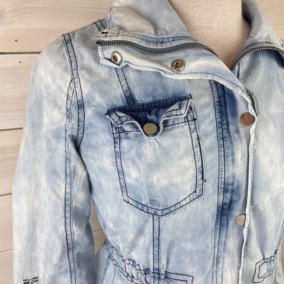 Charlotte Russe Blue White Bleached Denim Jacket - Picture 2 of 10